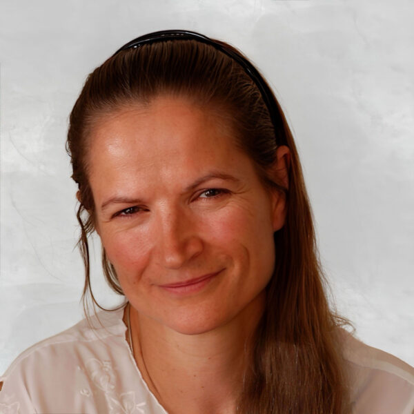 Gillian Lauder
